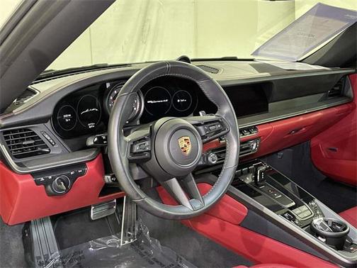 2023 Porsche 911 Carrera 4S Cabriolet