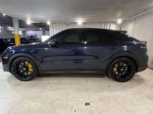 2024 Porsche Cayenne Turbo GT