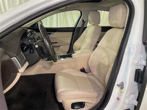 2020 Jaguar XF 25t Premium AWD Automatic