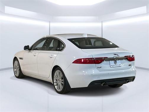 2020 Jaguar XF 25t Premium AWD Automatic