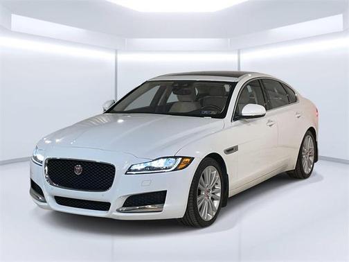 2020 Jaguar XF 25t Premium AWD Automatic