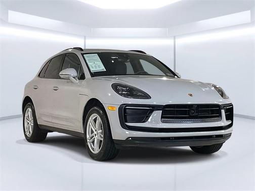 2025 Porsche Macan 