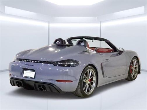2022 Porsche 718 Spyder 