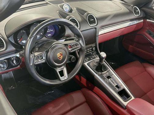 Carrara White Metallic 2019 Porsche 718 Boxster GTS