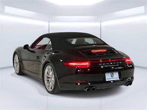 2013 Porsche 911 Carrera 4S Cabriolet