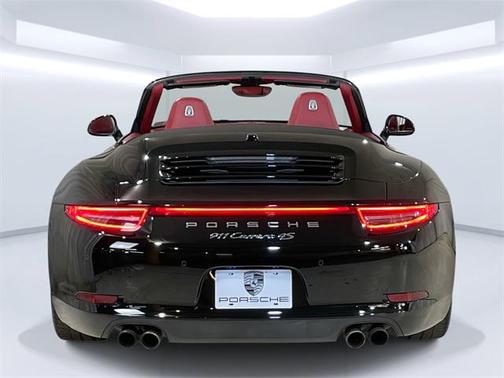 2013 Porsche 911 Carrera 4S Cabriolet