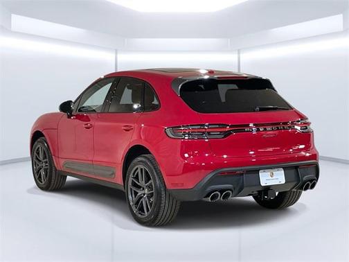2025 Porsche Macan T
