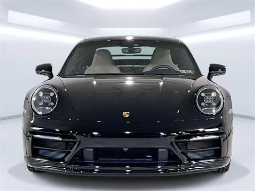 2023 Porsche 911 Carrera