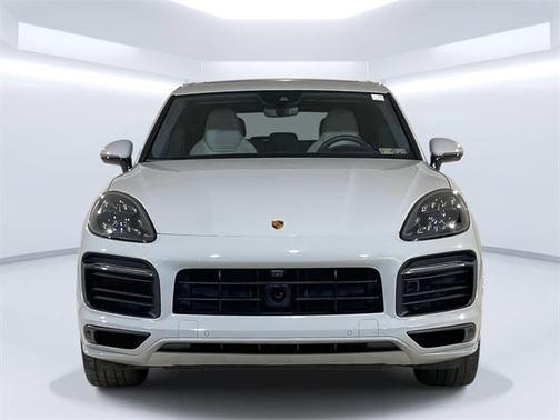 2022 Porsche Cayenne GTS