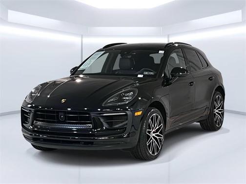 2023 Porsche Macan Base