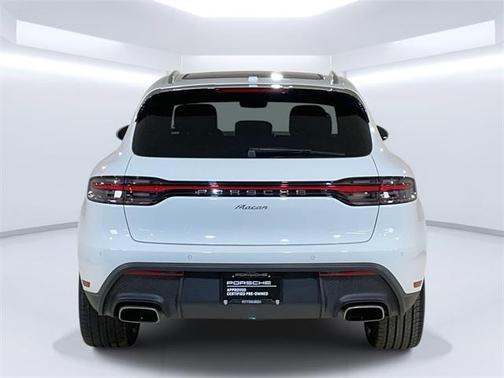 2024 Porsche Macan Base