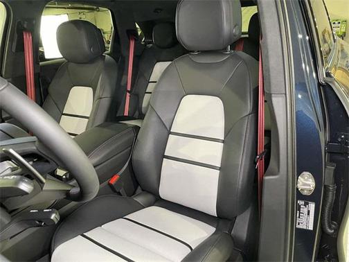 2026 Porsche Cayenne GTS