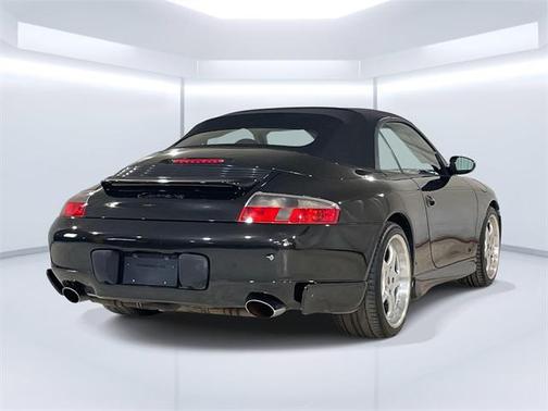 2001 Porsche 911 Carrera 4