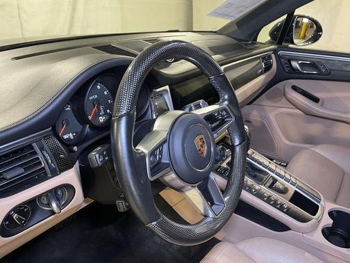 Night Blue 2021 Porsche Macan Macan GTS