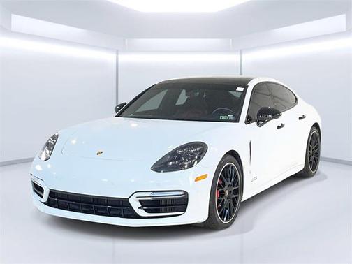 2021 Porsche Panamera GTS