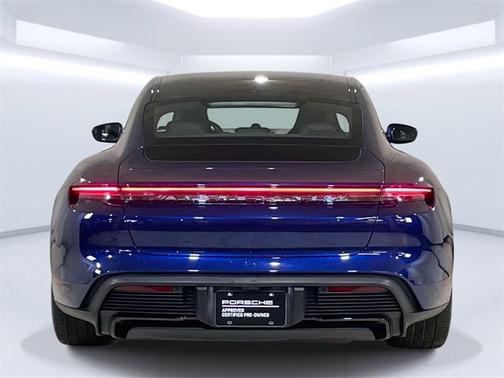 2022 Porsche Taycan GTS