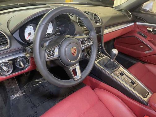 GT Silver Metallic 2025 Porsche 718 Boxster GTS 4.0