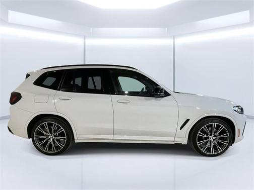 2022 BMW X3 M40i