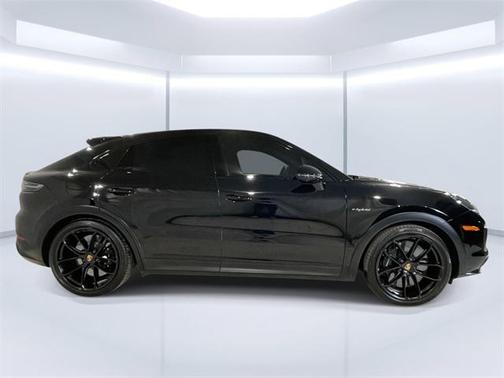 2023 Porsche Cayenne Cayenne Turbo S E-Hybrid