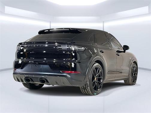 2023 Porsche Cayenne Cayenne Turbo S E-Hybrid