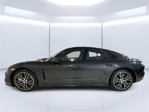 2020 Porsche Taycan Turbo