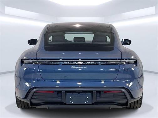 2025 Porsche Taycan 4