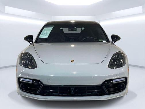 Chalk 2018 Porsche Panamera Turbo