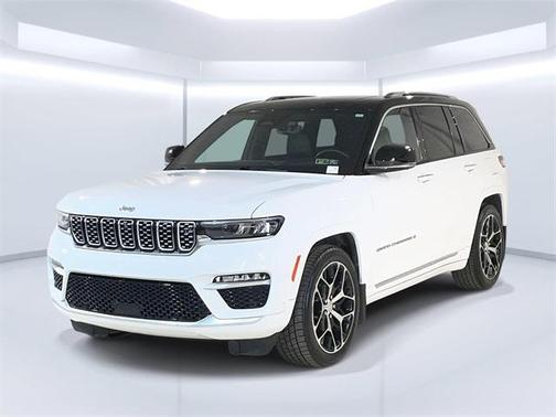 2022 Jeep Grand Cherokee Summit