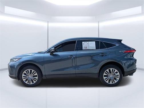 2024 Toyota Venza XLE