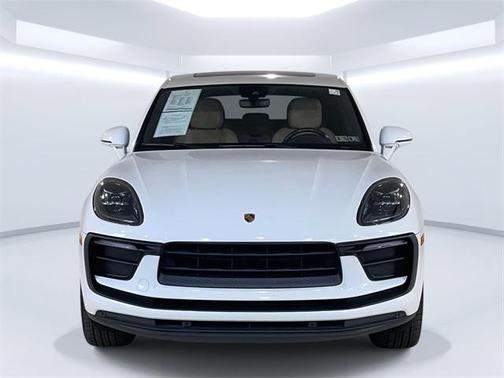 2022 Porsche Macan 