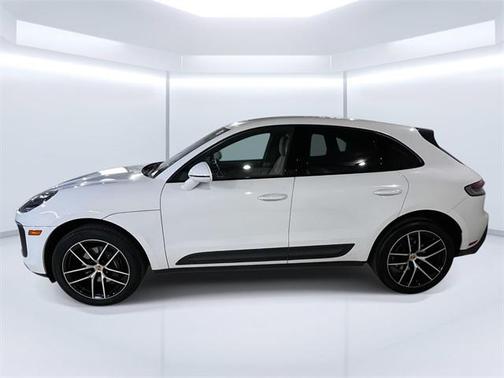 2022 Porsche Macan 