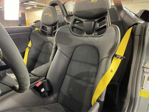 2024 Porsche 718 Spyder RS