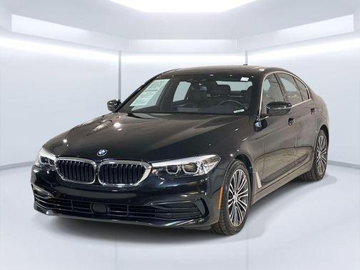 Black Sapphire Metallic 2019 BMW 540 xDrive