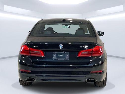 Black Sapphire Metallic 2019 BMW 540 xDrive