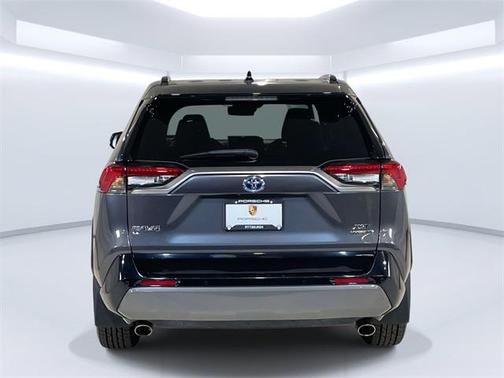 2019 Toyota RAV4 Hybrid SE