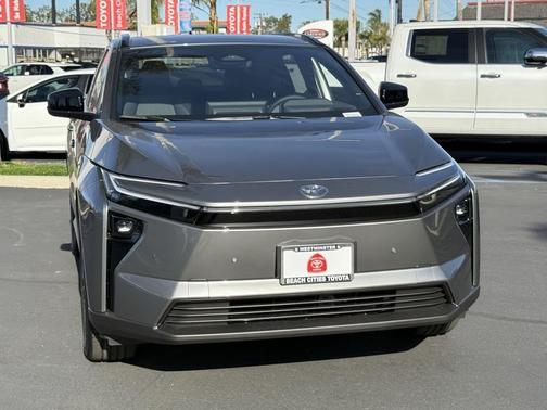2026 Toyota bZ XLE Plus