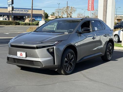 2026 Toyota bZ XLE Plus