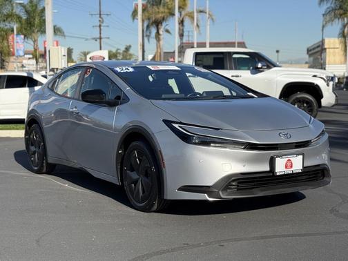 2024 Toyota Prius LE