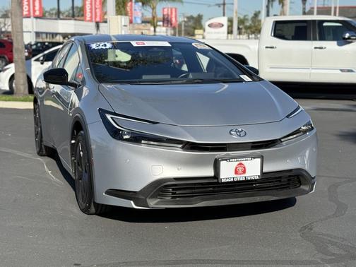 2024 Toyota Prius LE