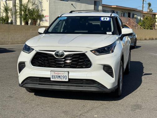 Blizzard Pearl 2021 Toyota Highlander L