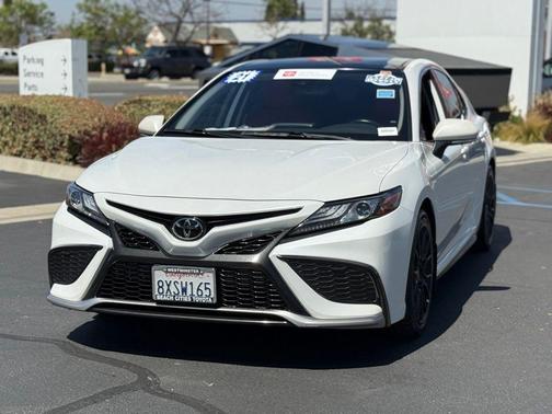 Wind Chill Pearl 2021 Toyota Camry XSE