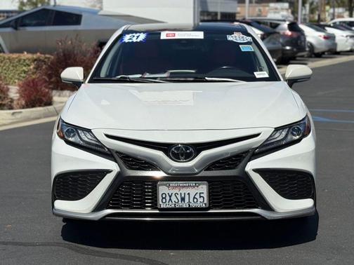 Wind Chill Pearl 2021 Toyota Camry XSE