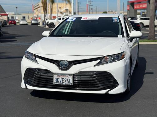 2019 Toyota Camry Hybrid LE