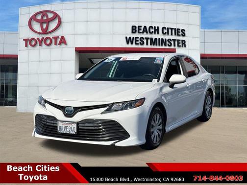 2019 Toyota Camry Hybrid LE