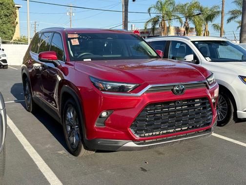 Ruby Flare Pearl 2025 Toyota Grand Highlander Limited