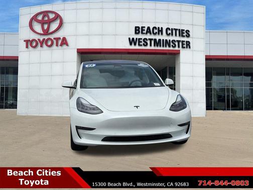 Pearl White Multi-Coat 2022 Tesla Model 3 Long Range