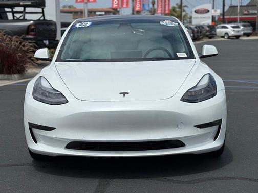 Pearl White Multi-Coat 2022 Tesla Model 3 Long Range