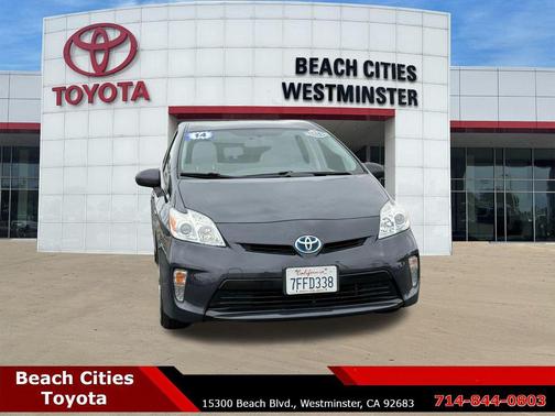 Winter Gray Metallic 2014 Toyota Prius Two