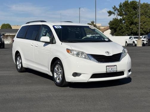 2013 Toyota Sienna LE