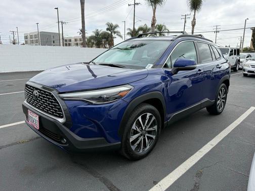 Blue Crush Metallic 2022 Toyota Corolla Cross XLE